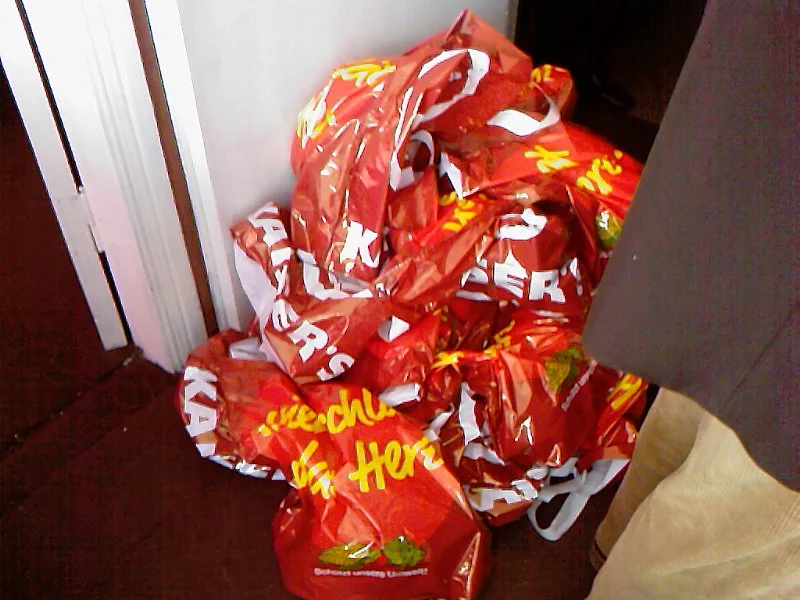 ფონდი „მომავლის გზა“ აგრძელებს მხარდაჭერას უსინათლო ოჯახებისთვის