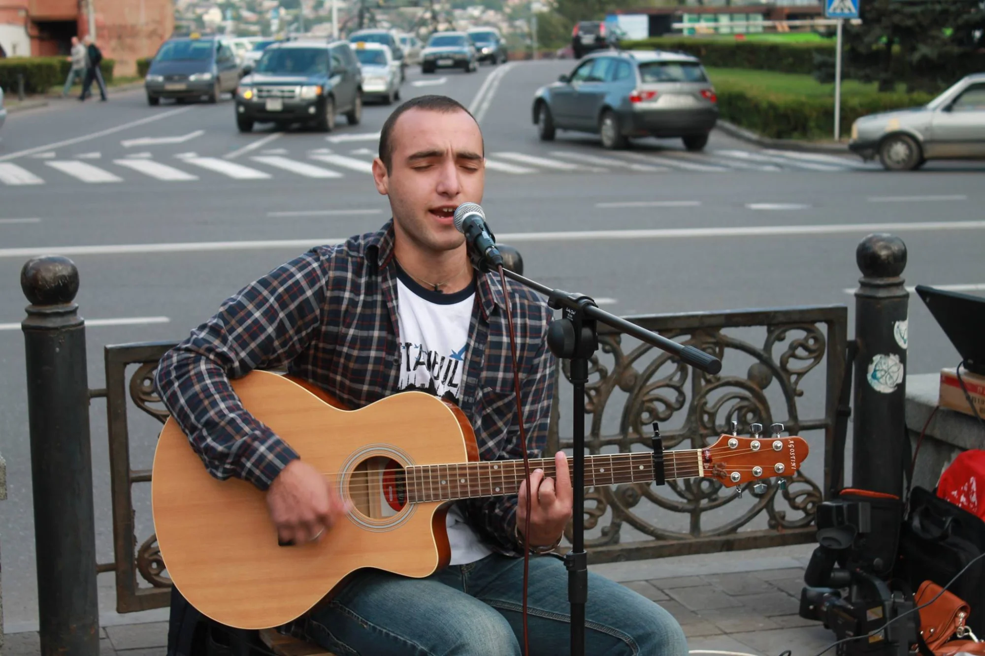 პროექტი „მეტროდან მეტრომდე“ – მუსიკა სიკეთისთვის 2015წ